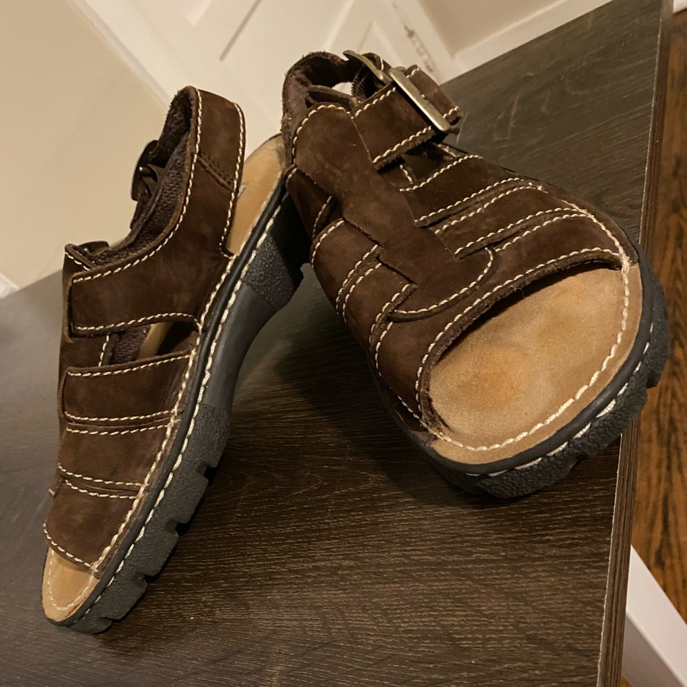 Vintage chunky sandals
